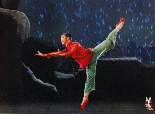 高中毕业证照片上的钢印是什么